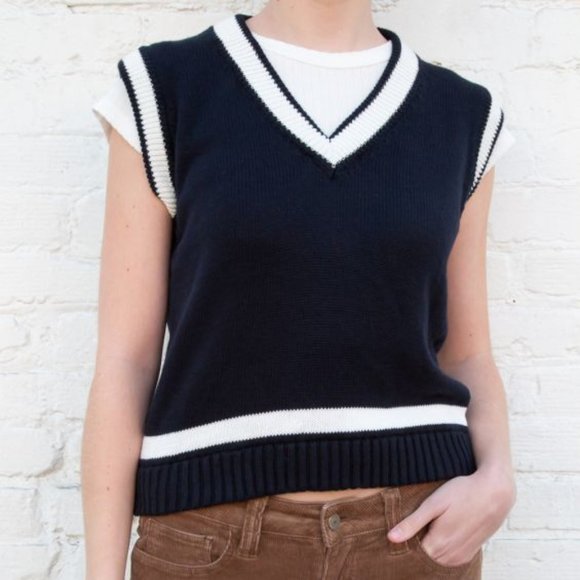 Brandy Melville Adelyn Vest - Picture 4 of 5